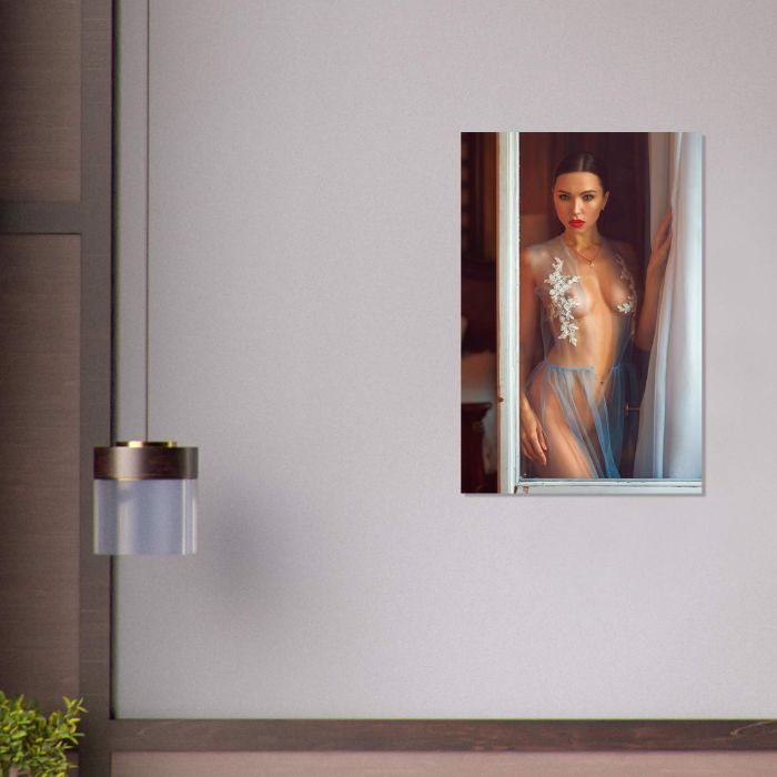 Frau in transparentem Kleid, PlumaArt - Premium Kunst Fotos und Bilder