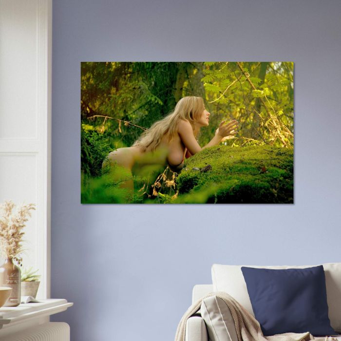 Nackte Frau im Wald, PlumaArt - Premium Kunst Fotos und Bilder