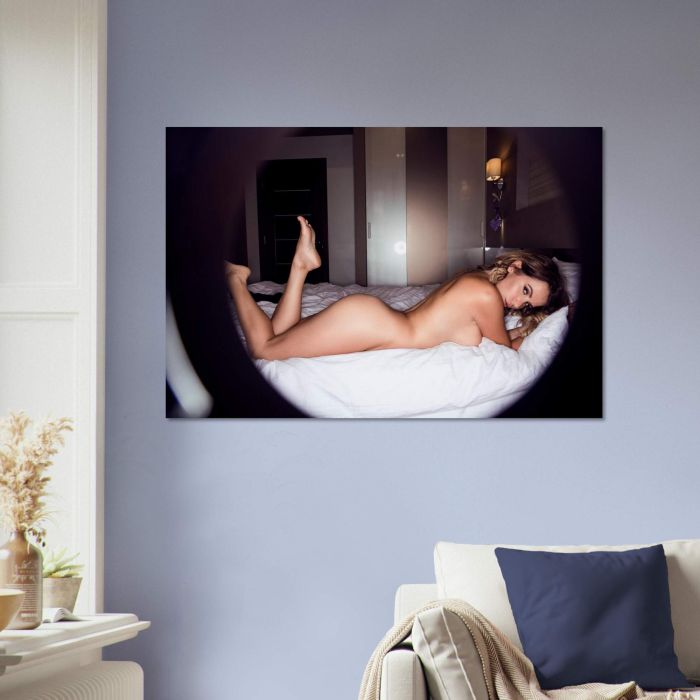 frau nackt am bett, PlumaArt - Hochwertige erotische Kunst und Fotografie